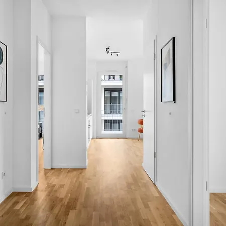 Exquis Luxus 2br Fritz I Balcony I Mercedes & Us Army I Parking I Stuttgart Apartament